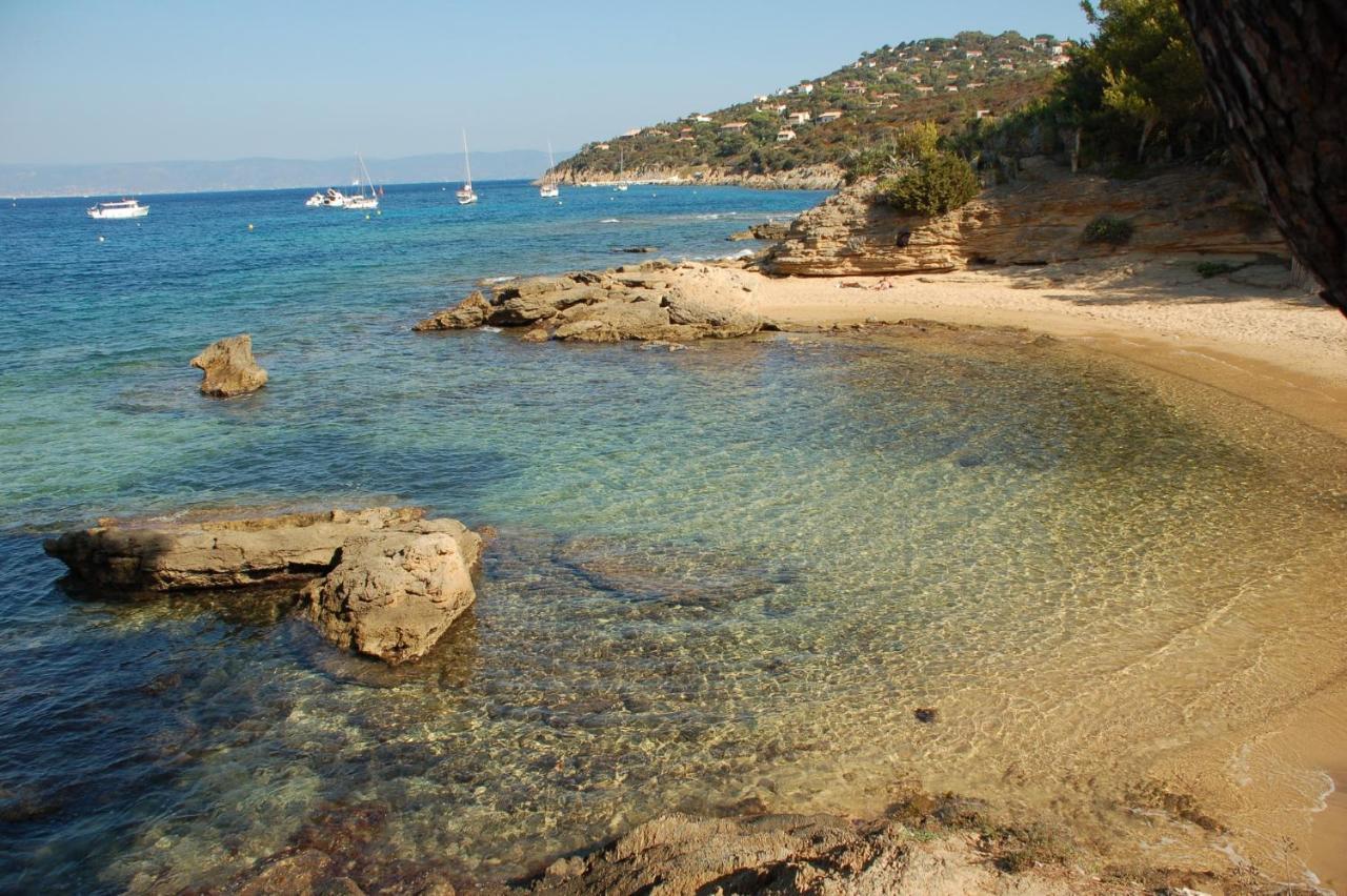 Beautiful Renovated Studio With View- Old Hyères Dış mekan fotoğraf