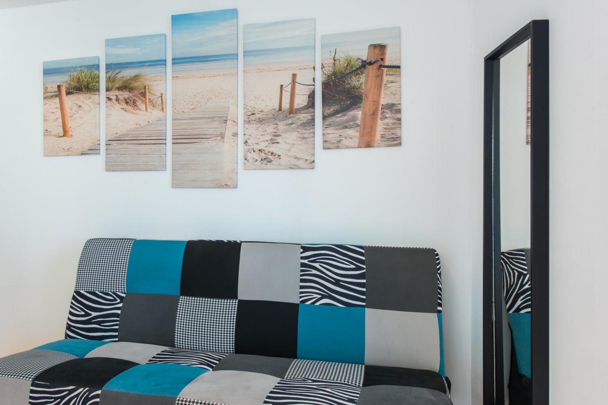 Beautiful Renovated Studio With View- Old Hyères Dış mekan fotoğraf